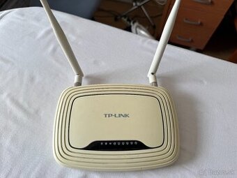 TP-Link TL-WR843ND – WiFi router s adaptérom