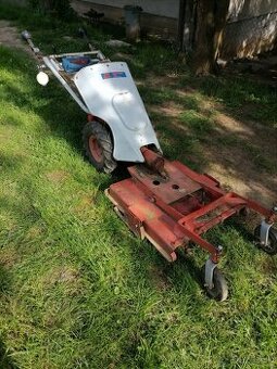 Predám MF 70 plus náhradný motor.