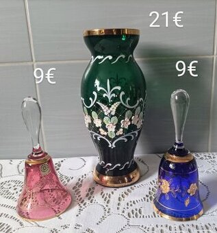 Váza - borské sklo , zvonček Bohemia