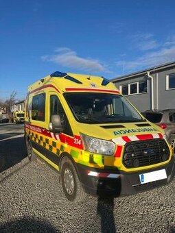 Ford Transit 4x4 sanitka