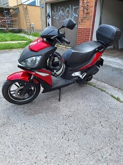 Adamoto derbi 125