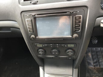predam radio, autoradio, škoda octavia 2 , octavia II