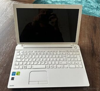Notebook Toshiba Satellite C55-A-15X na náhradné diely