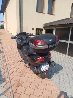 Predám Suzuki Burgman AN 650 - 1