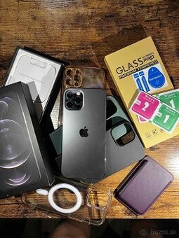 Predám iPhone 12 Pro – 256 GB – čierny – top stav + prísluše