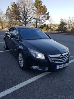 Predam opel insignia