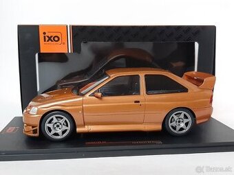 1:18 - Ford Escort RS (1998) - IXO Models - 1:18