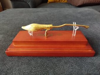 zlato striebro minca proof Harry Potter nimbus 2000 3D