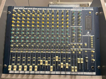Mixpult, efekt, procesor a rack