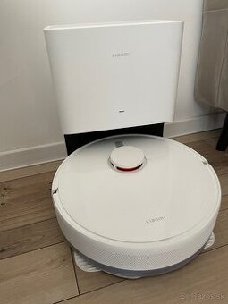 Predám Xiaomi Robot Vacuum X10 – robotický vysávač, TOP stav