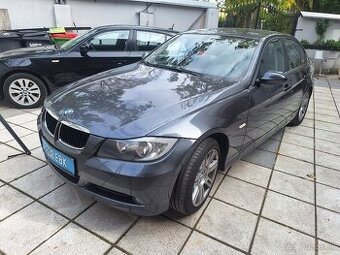 BMW E90 318I