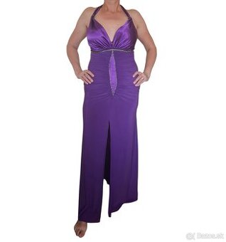 Fialové plesové šaty