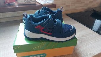 Predam nove tenisky v.32