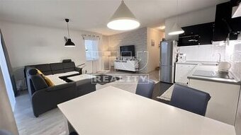 PREDANÉ-hotovosť Pekný 3 izbový byt 76 m2 s balkónmi...