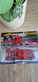 Hot wheels team transport Ferrari