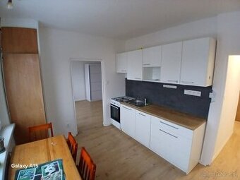 Prenájom 2-izbového bytu, Zvolen - západ