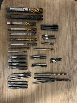 Závitniky,vystruzníky