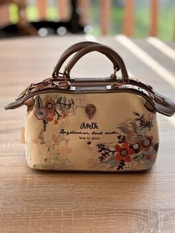 Anekke kabelka do ruky