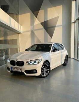 BMW rad 1 118i 2018 Sport line Shadow AT