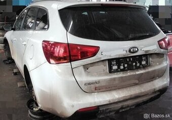 KIA CEED II 2015 SW COMBI predám PIATE DVERE COMBI, ZADNÝ NÁ