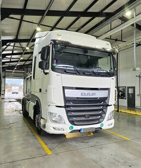 Tahač DAF XF 460