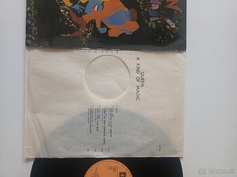 LP Queen A kind of magic