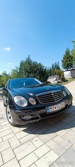 Mercedez-Benz E280 - 1