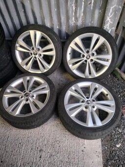 4ks alu disky orig. Škoda 5x112 R18 pneu 225/40