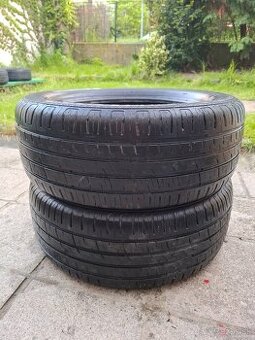 Letné pneumatiky - 2ks - 215/55 R16 zn. Barum Bravuris 3HM