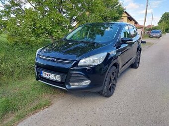 Ford Kuga 1.5 benzin