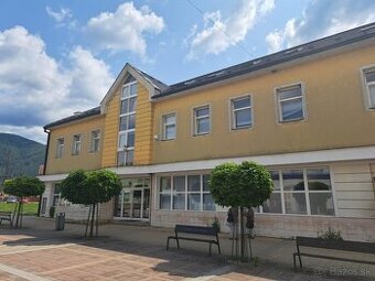 Obchodný priestor 250 m2, na pešej zóne, Vrútky