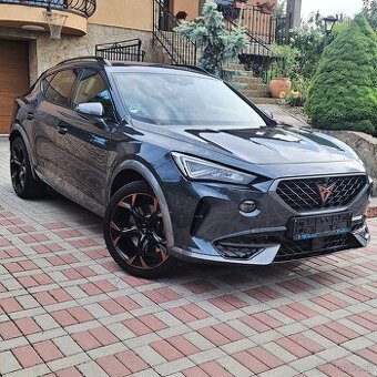 Cupra Formentor 1.4 TSI eHybrid 245k DSG Veloz TOP STAV