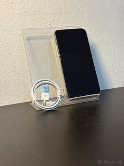 Predám Apple iPhone 11 PRO 64GB Silver Stsv Nového Telefónu