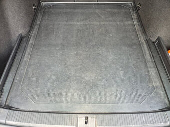 Vanička do kufra VW Passat B8