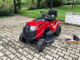 Trávny traktor Mountfield