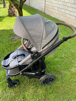 Kočík Britax Romer Smile III a Britax Römer Baby-Safe+základ