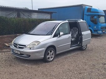 CITROËN C8