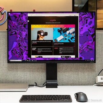 Samsung SPACE 4K monitor - 1