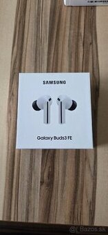 Bezdrotove sluchadla Samsung Galaxy Buds3 FE