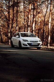 Opel Astra J Sports Tourer 2.0 CDTi