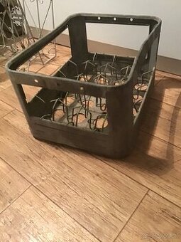 STARá KOVOVá PREPRAVKA MEVA