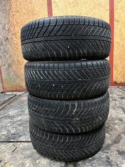 Goodyear Vector 4Seasons