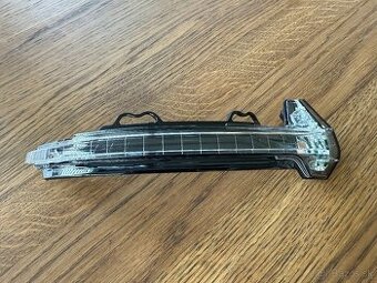 Pravá smerovka Audi A4 B9 - NOVÁ