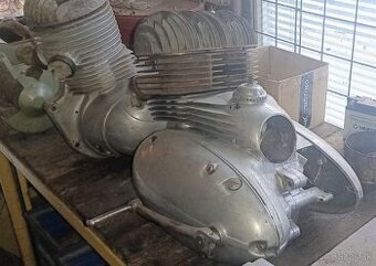 Motor Jawa 350/354