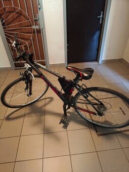 Predam trekingovy bicykel Alpina