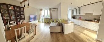 V tehlovom bytovom dome 3 izbový byt na ulici Sokolská v Bra