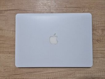 MacBook Air (13-inch, 2015) /Intel Core i5/4GB RAM/128GB SSD