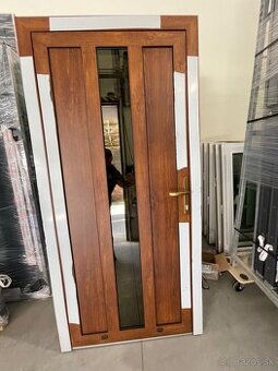 Hliníkové vchodové dvere,orech,nové,top kvalita