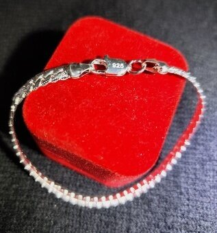 Nový stieborný náramok S925