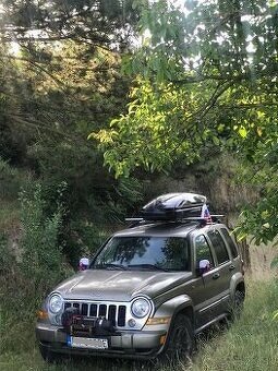 Vymením za sinejší,pekný traktor s čelným nakladačom